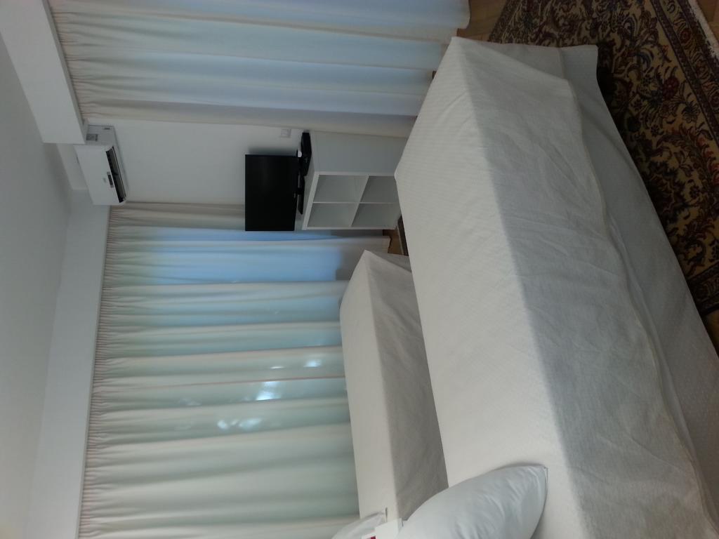 Alla Dimora Dei Cedri Bed and Breakfast San Donato Milanese Habitación foto